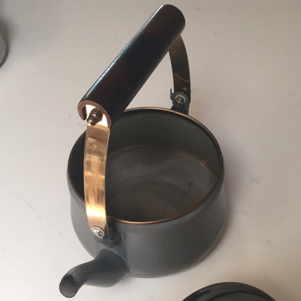 Barebones Living x United by Blue Enamel Kettle grey wooden handle - Picture 11 of 13